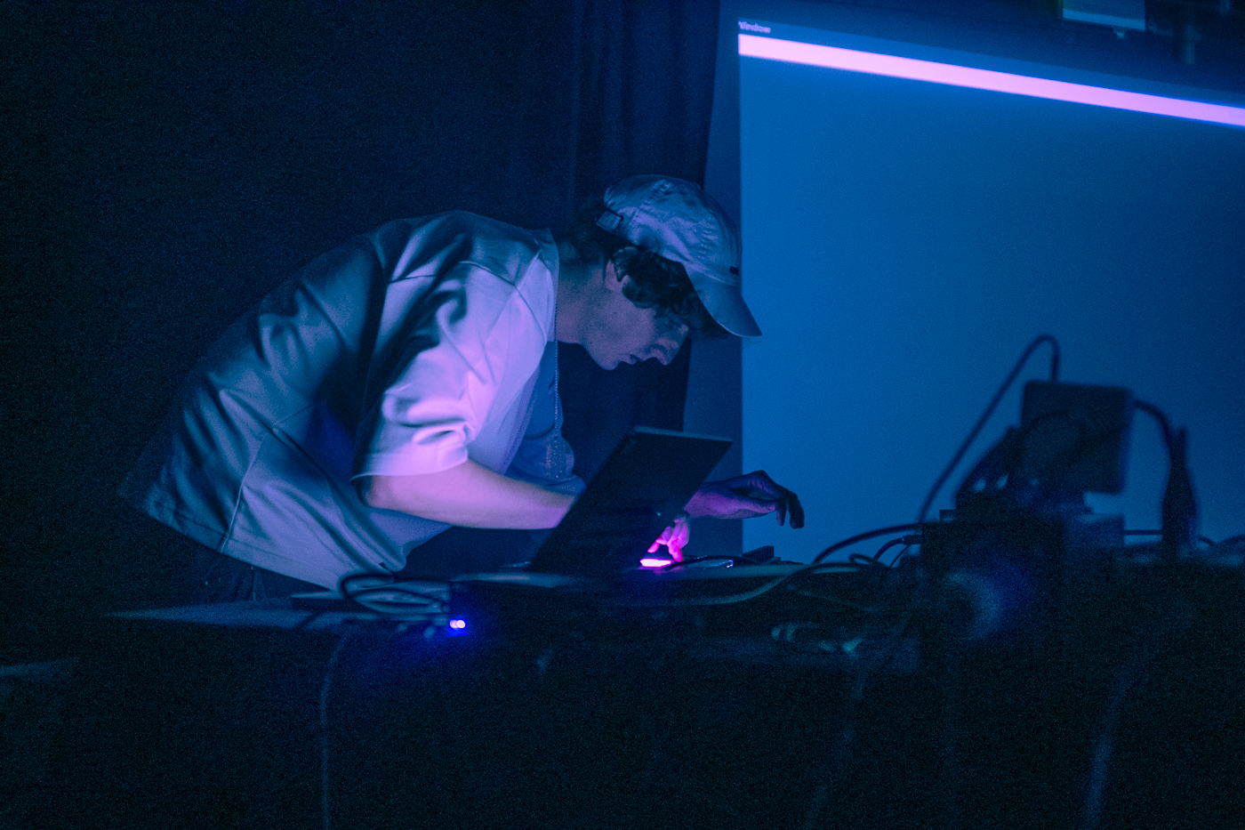 AMRO24 Exhibitions "Seven Manifolds", by Błażej Kotowski