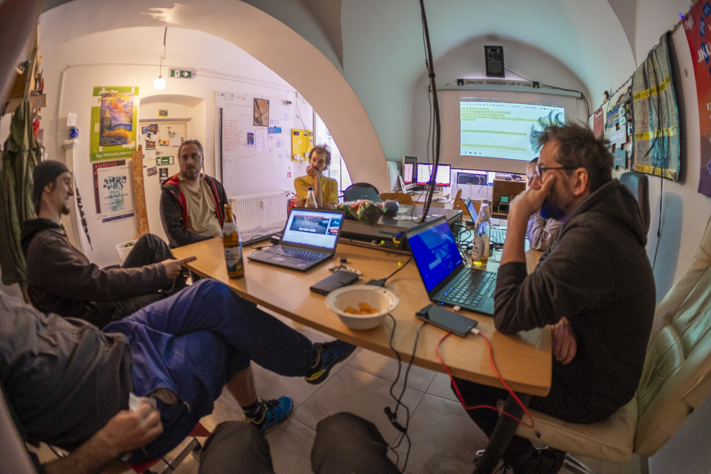 AMRO24 Exhibitions "where_is_my_money", by Vo Ezn